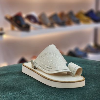 صورة حذاء زبيري مطرز وطني ارضيه دبل و 172